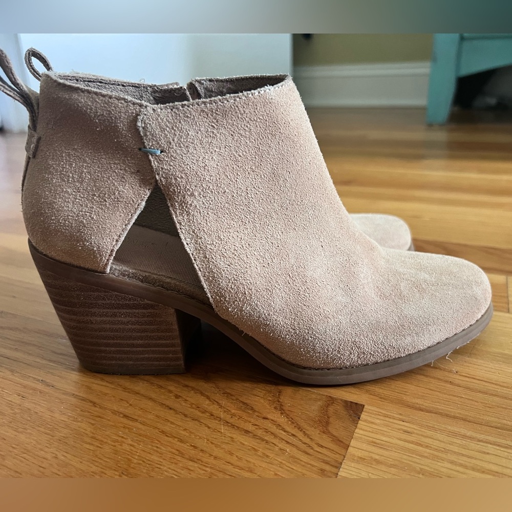 Toms Bootie (Tan)